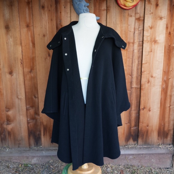 Vintage Black Hooded Wool Cape Button Down Made In France OS - Picture 10 of 17